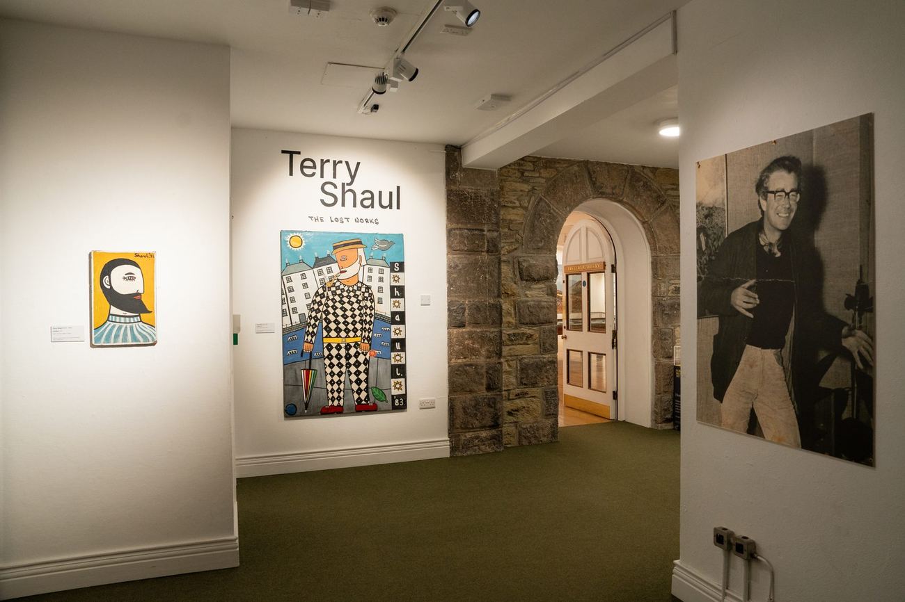 The entrance to the exhibition, with the title on the wall